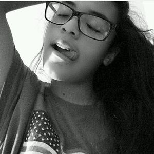 Meet your Posher, Johanny